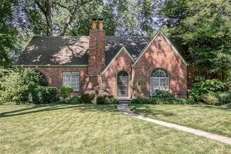 5506 Canterbury Rd, Fairway, KS 66205