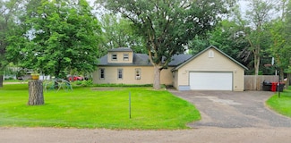 2606 Sessions St NW, Alexandria, MN 56308