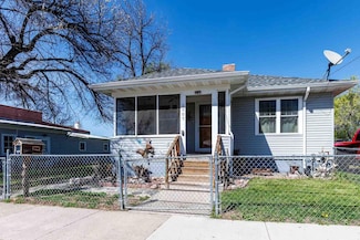 1007 Elkhorn St, Belle Fourche, SD 57717
