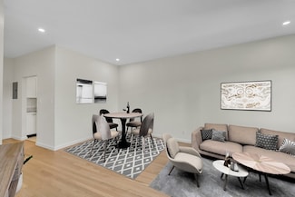 19 Wiget St Unit 505, Boston, MA 02113