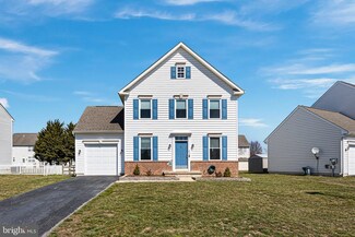 32 White Rabbit Dr, Smyrna, DE 19977