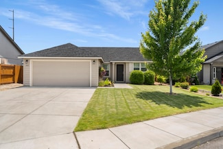 480 NE Poplar Ave, Redmond, OR 97756