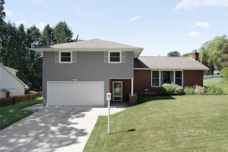 5 Tudor Dr, Endicott, NY 13760