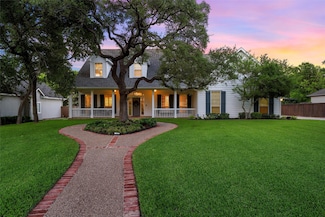 306 Winding Creek Ln, Mc Gregor, TX 76657