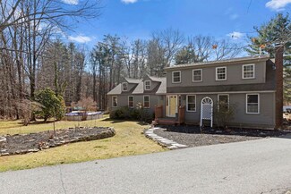 80 Stratham Heights Rd, Stratham, NH 03885