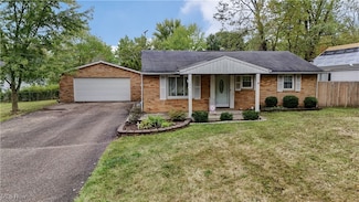 208 52nd St SW, Canton, OH 44706