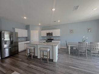 1405 Escondido Dr, Haslet, TX 76052