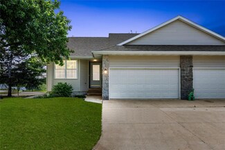 1504 Greens Way Ct NE, Cedar Rapids, IA 52402