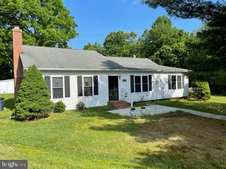 9607 Croom Rd, Upper Marlboro, MD 20772