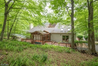 5 Apgar Way, Lebanon, NJ 08833