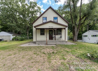 15382 Coleman Ave, Grand Haven, MI 49417