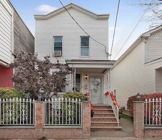 138 Lexington Ave, Bayonne, NJ 07002