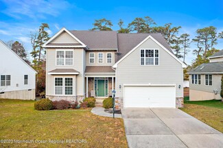 41 Waters Edge Dr, Tuckerton, NJ 08087