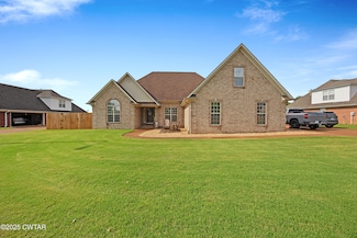 226 Willow Springs Dr, Medina, TN 38355