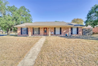 3501 Midwest Dr, Bryan, TX 77802
