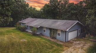 9134 Sunset Dr, Bloomsdale, MO 63627