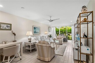 438 Broad Ave S Unit 438, Naples, FL 34102