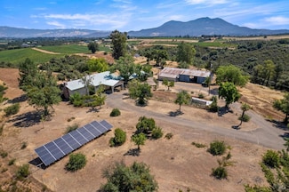 1579 Leslie Ln, Kelseyville, CA 95451