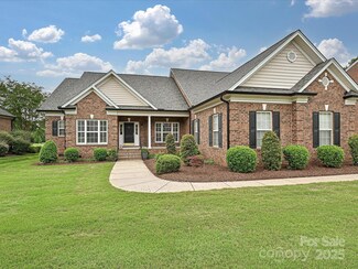 6144 Abergele Ln, Matthews, NC 28104