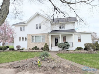 313 E Lynn St, Edgerton, OH 43517