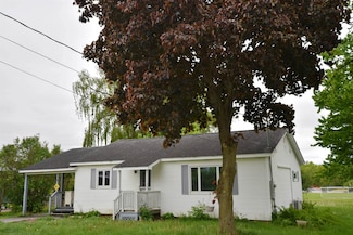 24 Mountain View Ln, Vergennes, VT 05491