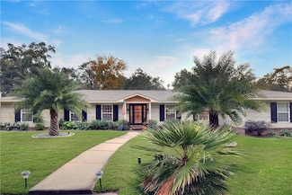 303 Wymberly Rd, Saint Simons Island, GA 31522