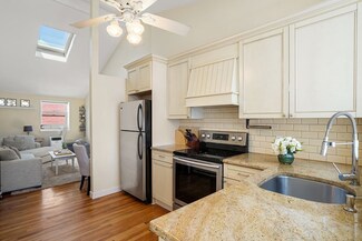 247 Bunker Hill St Unit D, Charlestown, MA 02129