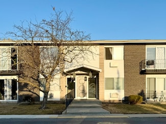 8928 Steven Dr Unit 1A, Des Plaines, IL 60016