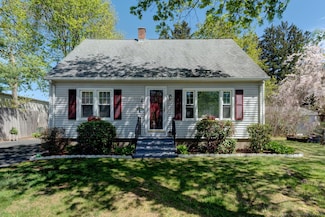 34 Warner Ln, Thomaston, CT 06787