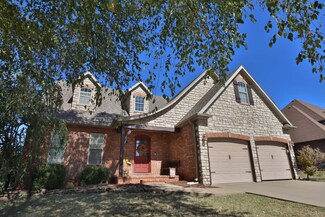 3801 W Randall St, Battlefield, MO 65619