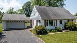 1019 Cardinal Rd, Norristown, PA 19403