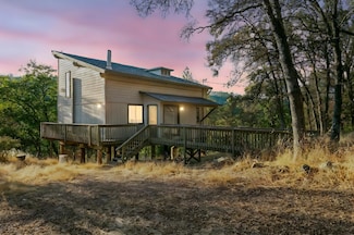 17500 Winding Oaks Rd, Grass Valley, CA 95949