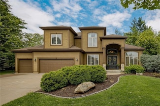 5204 W 166th St, Stilwell, KS 66085