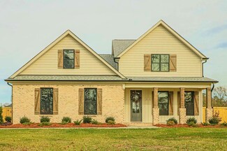 511 Walnut Creek Dr, Goldsboro, NC 27534