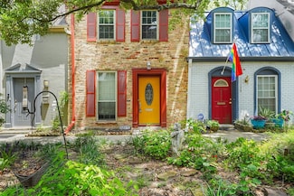 5237 Arboles Dr Unit C, Houston, TX 77035