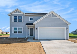 6030 Lahring Rd, Linden, MI 48451