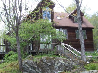 77 Winding Rd, Brownsville, VT 05037