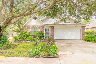 22 Old MacOn Dr, Ormond Beach, FL 32174