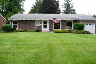 6904 Colby Ave, Windsor Heights, IA 50324