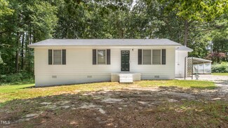 113 S Lake Lodge Rd, Henderson, NC 27537