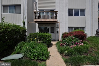 3135 University Blvd W Unit 3135-3, Kensington, MD 20895
