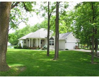 12766 W State Rd, Grand Ledge, MI 48837