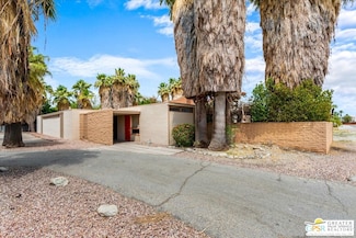 490 S Compadre Rd, Palm Springs, CA 92264