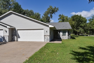 913 8th Ave N, Princeton, MN 55371