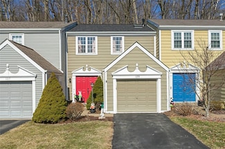 129 Commons Dr, Oakmont, PA 15139
