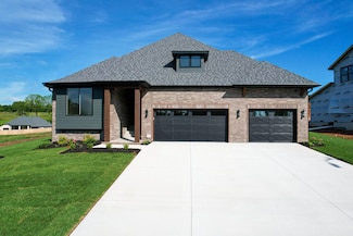 6059 S Clay Ave, Springfield, MO 65810