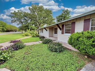 2101 Boca Vista Dr, Granbury, TX 76048
