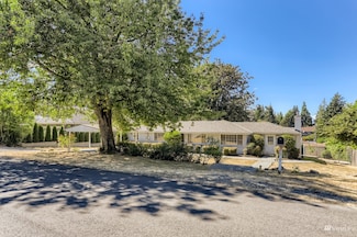 4135 85th Ave SE, Mercer Island, WA 98040