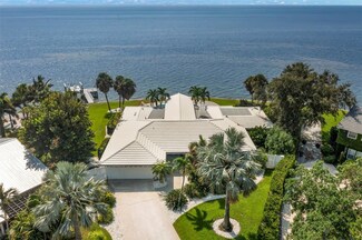 200 Colony Point Rd S, Saint Petersburg, FL 33705