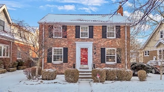 872 University Place, Grosse Pointe, MI 48230